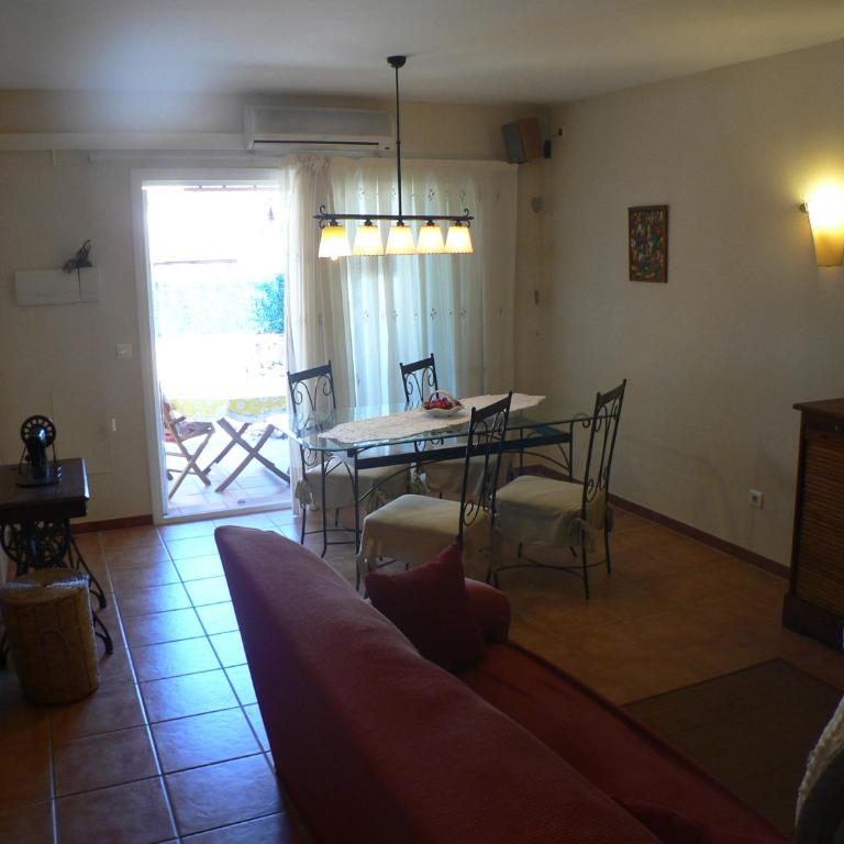 Mas Pinell 129 - Maison 2 Chambres - 17