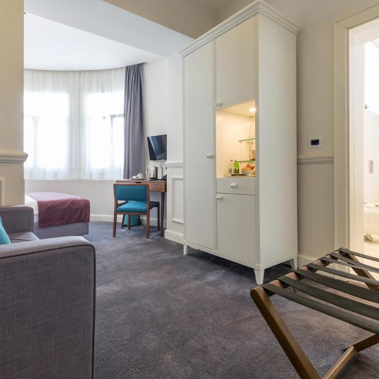 Public House Hotel - Superior Dvokrevetna Soba s Bračnim Krevetom i Besplatnim Korišćenjem Parkinga - 1