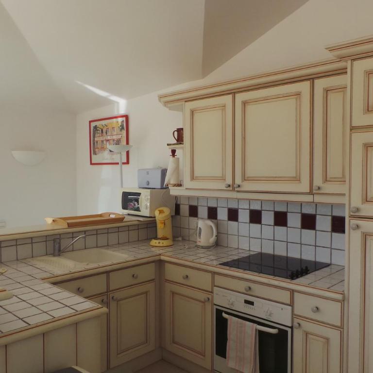 Spacious and bright flat Downtown and Beaches - Swimming Pool - Appartement - 10