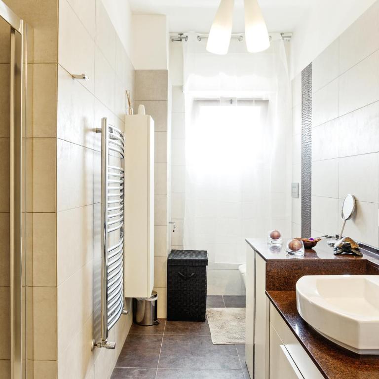 GuestHost - Bari Airport Seaview Apartment - Appartamento con 2 Camere da Letto - 23