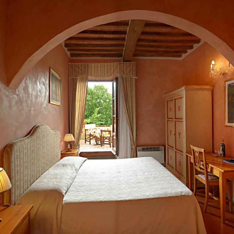 B&B Palazzo Al Torrione 2 - Camera Matrimoniale con Terrazza - 1