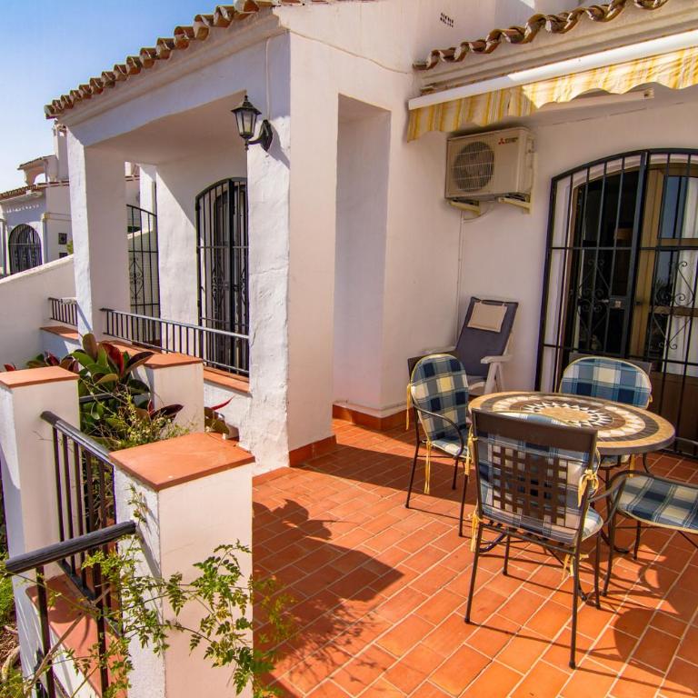 Capuchinos 4 - Apartamento con vistas al jardín - 2