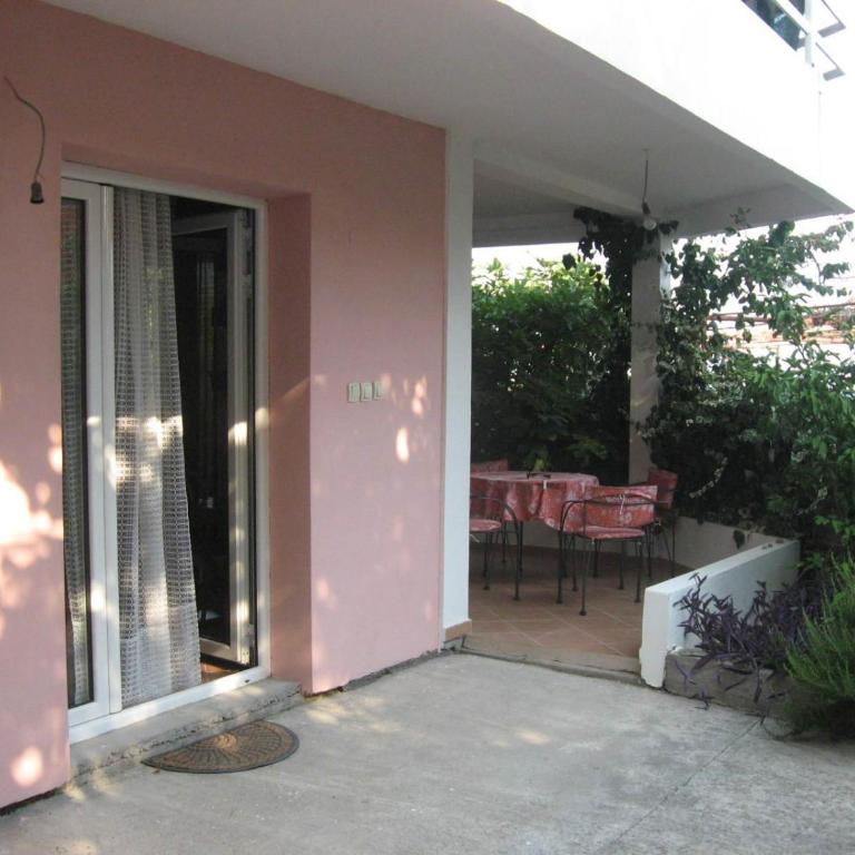 Apartments Jovanic with 2 bedrooms - Apartman - Prizemlje - 20