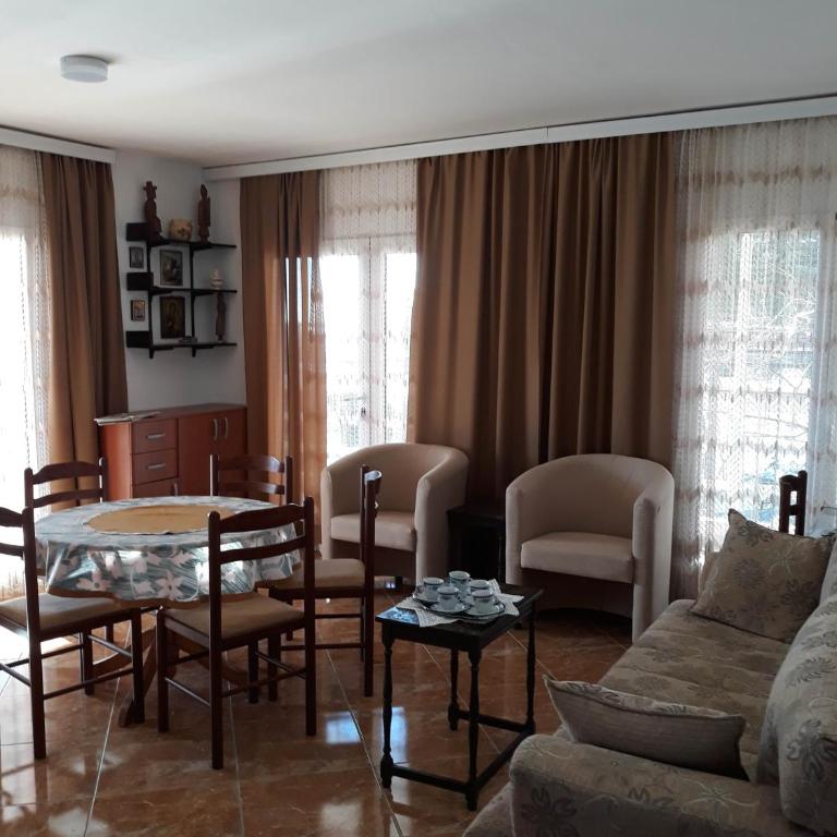 Apartments Jovanic with 2 bedrooms - Deluks Apartman - 16