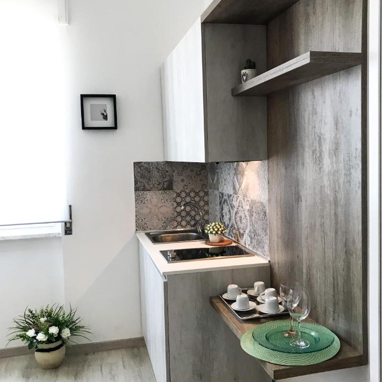 VIATOREM Suites - Appartamento con Balcone - 15