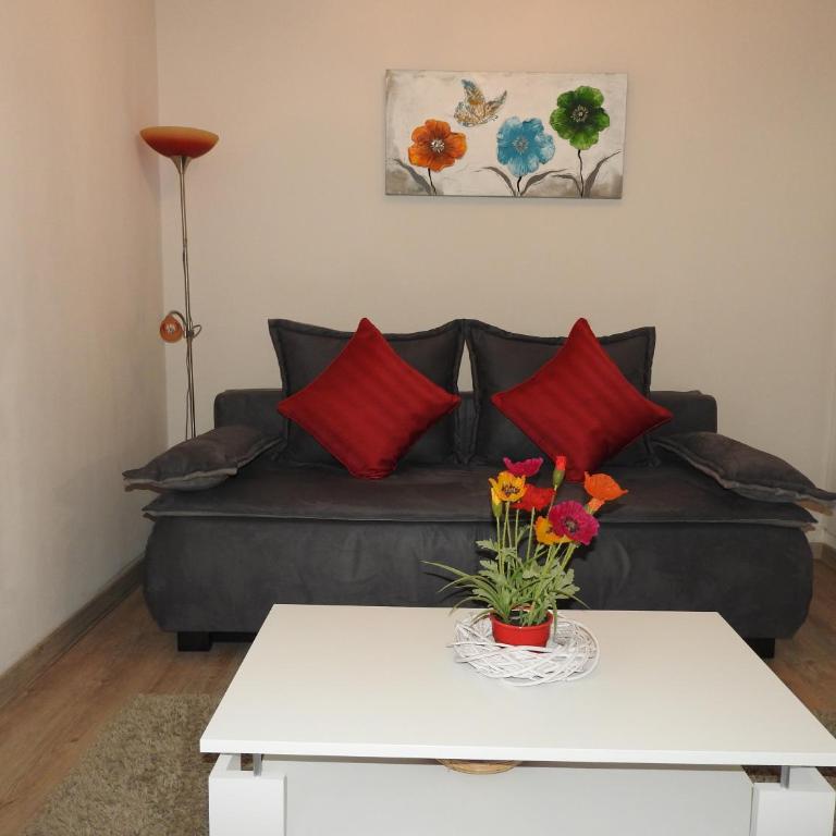 Warmbad Apartments - Apartment mit 1 Schlafzimmer und Bergblick - 17