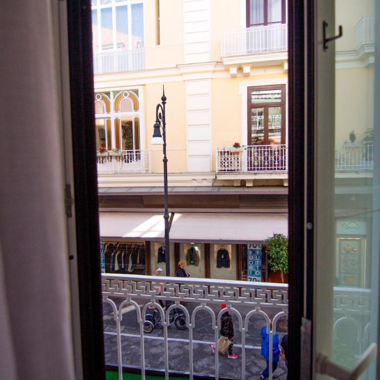 Casa Sorrentina - Deluxe Double Room with Balcony - 4