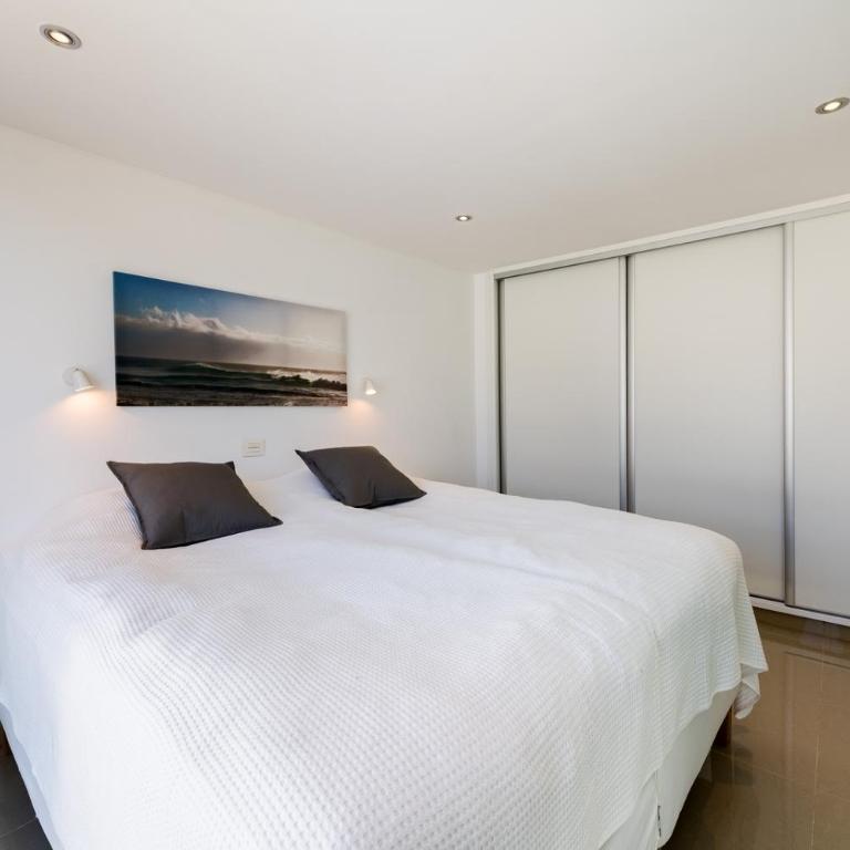 Soothing Sea - Two-Bedroom Apartment - 8