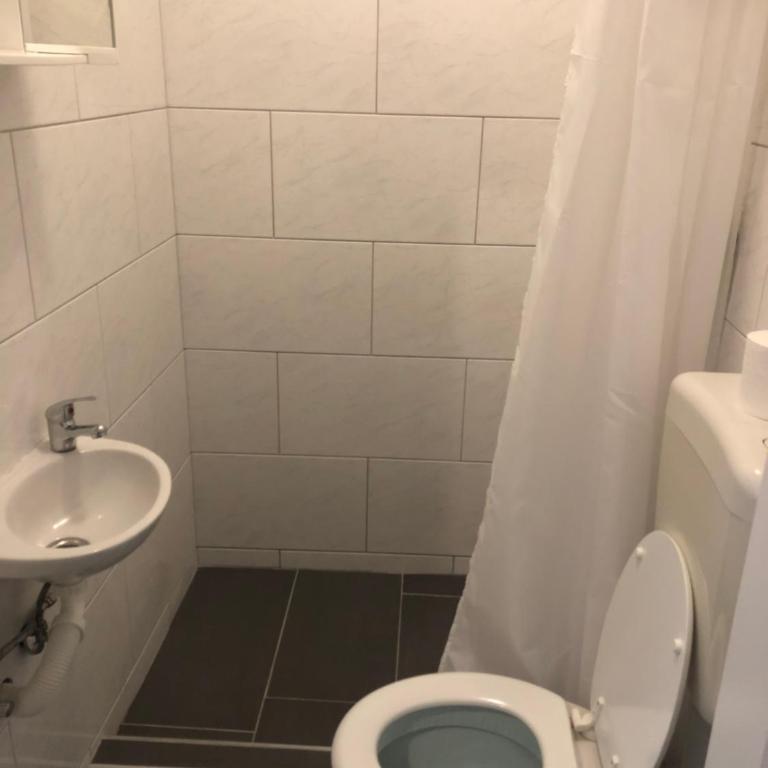 Arbeiterwohnungen Graz Hauptbahnhof - Apartment - 9