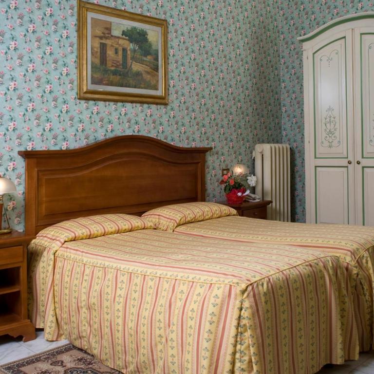 Hotel Beatrice - Camera Doppia con Letti Singoli - 13