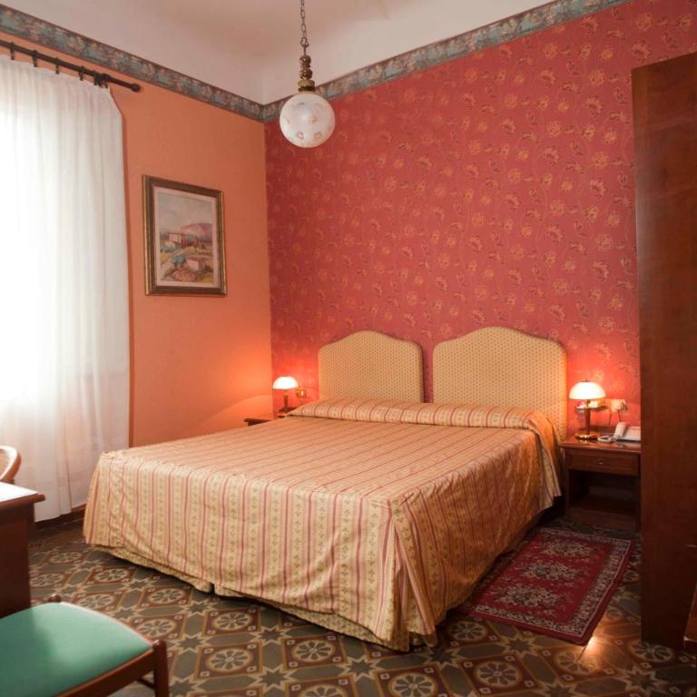 Hotel Beatrice - Camera Matrimoniale - 10