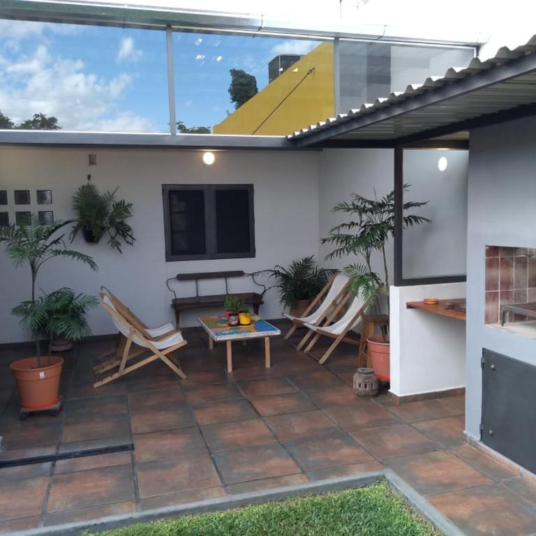 Casa confortable - Two-Bedroom House - 1