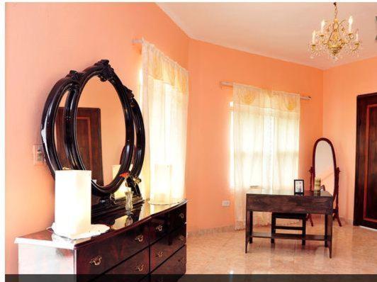 Mansion Giahn Bed & Breakfast - Habitación Familiar con balcón - 2