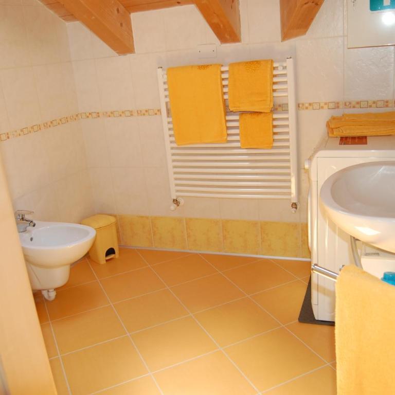 Chalet alla Cascata - One-Bedroom Attic - 8