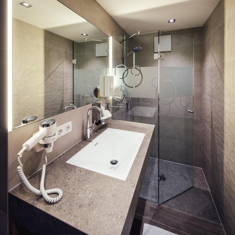 Hotel Garni Angela - Doppelzimmer - 6