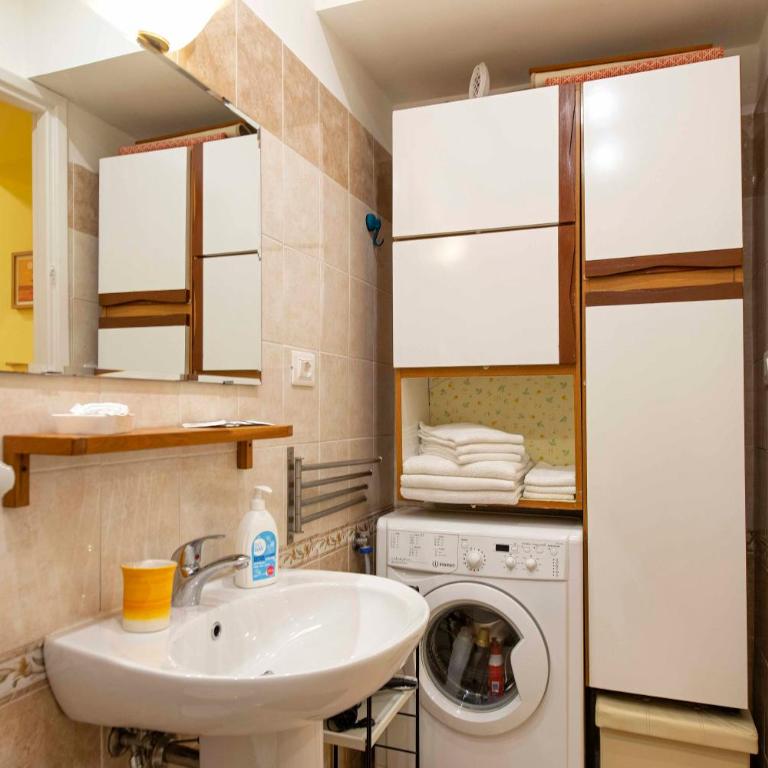Domus Clodio - One-Bedroom Apartment - 11