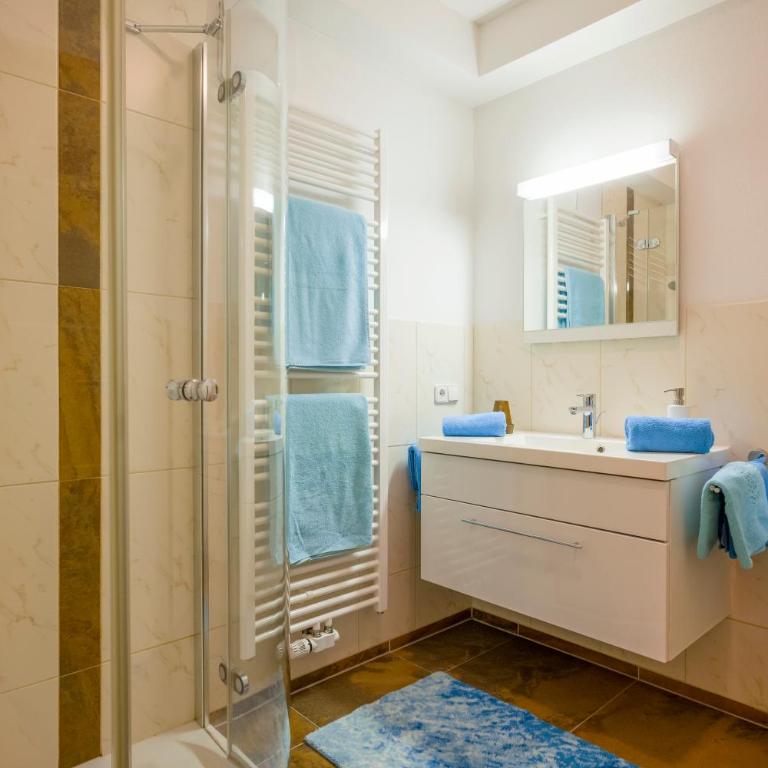 Appartement Hoschek - Two-Bedroom Apartment - 10