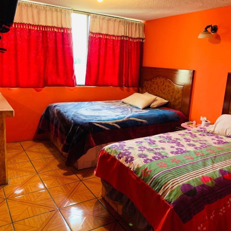 Hostal Rosita Latacunga - Habitación cuádruple - 5