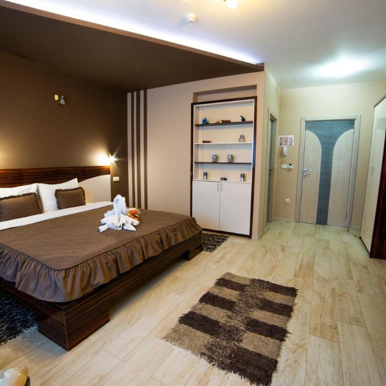 Garni Hotel Lama - Superior Double Room - 2