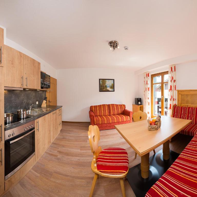 Apartments Quehenberger - Apartment mit 2 Schlafzimmern - 3