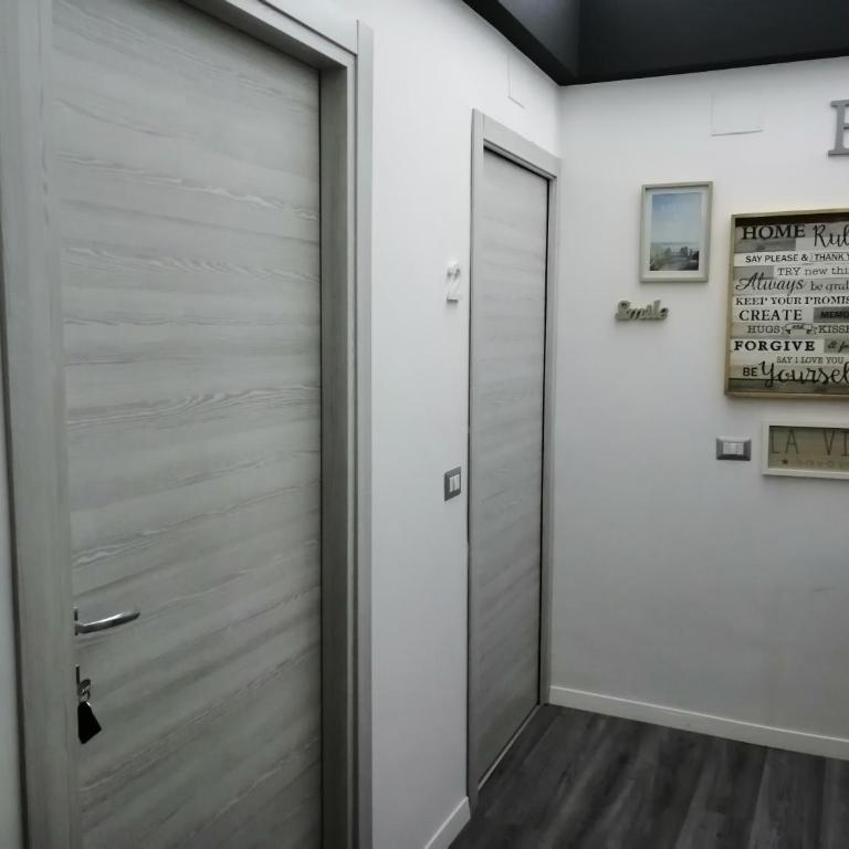 Minihomecatania - Double Room with Private Bathroom - 4