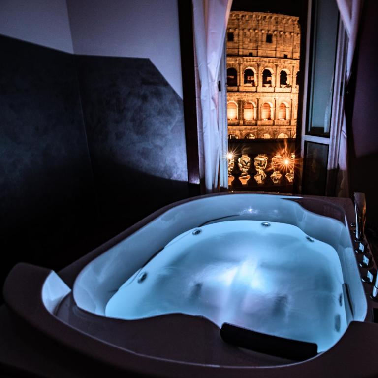 jacuzzi in front of the colosseum - Appartamento con Terrazza - 1