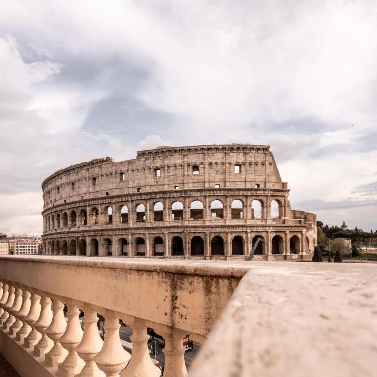 jacuzzi in front of the colosseum - Appartamento con Terrazza - 2