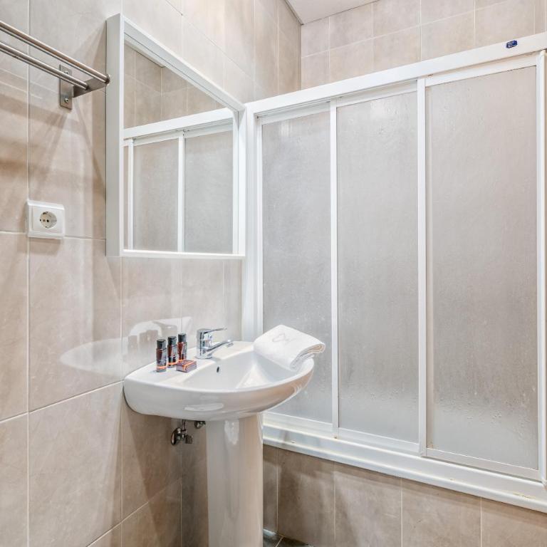 Peregrino Málaga Balcony by ELE Apartments - One-Bedroom Apartment - 8