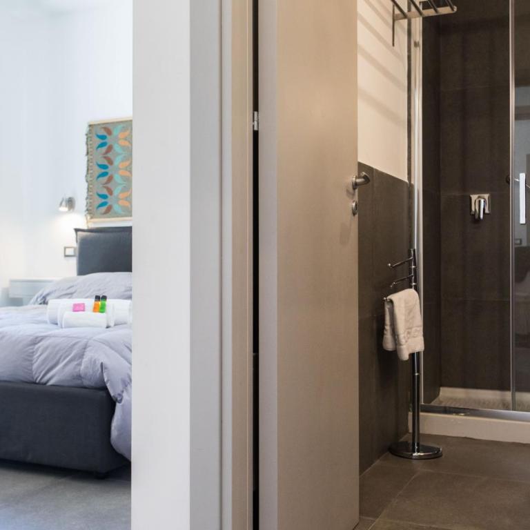 My Way - Suite - Rooms - Palazzo San Matteo - Camera King con Balcone - 7