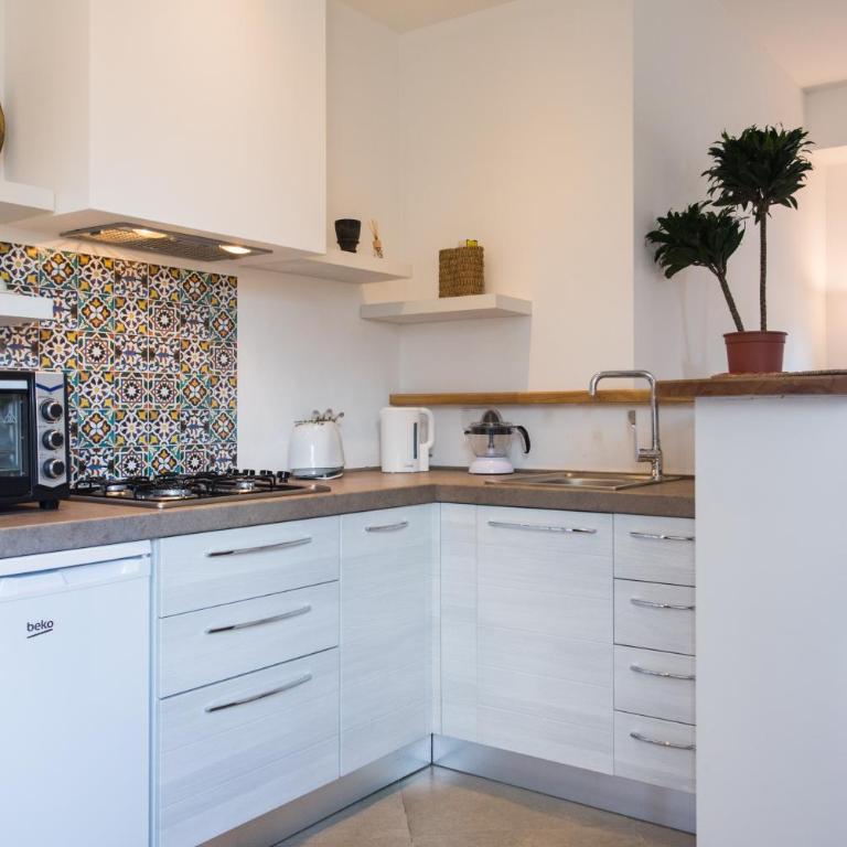 Overseas - Penthouse with terrace - Attico - Palazzo San Matteo - Appartamento con Terrazza - 8
