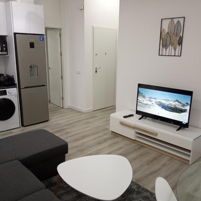 Alicante Center Apart - Two-Bedroom Apartment - 30