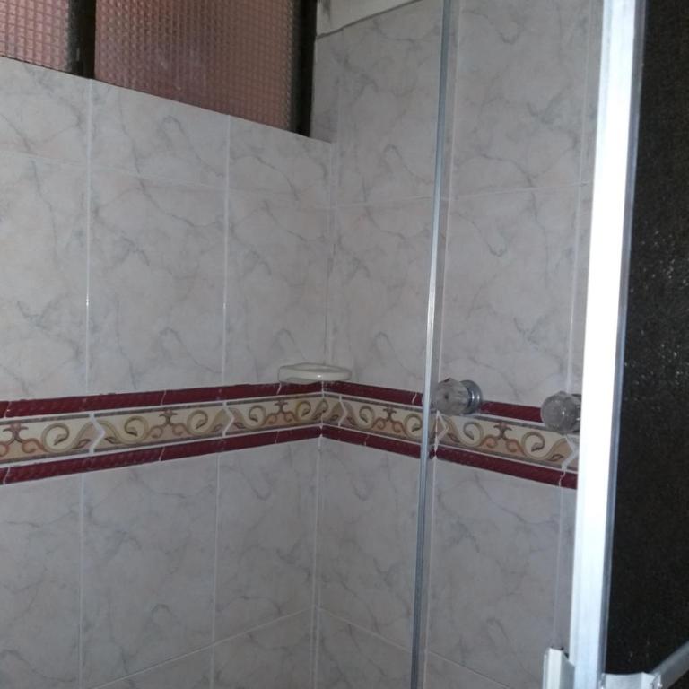 Hotel Mónaco - Habitación Triple con baño privado - 2