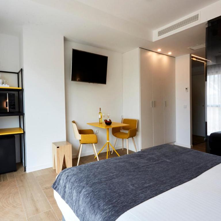 Sercotel Valencia Alameda 41 - Standard Double or Twin Room - 2