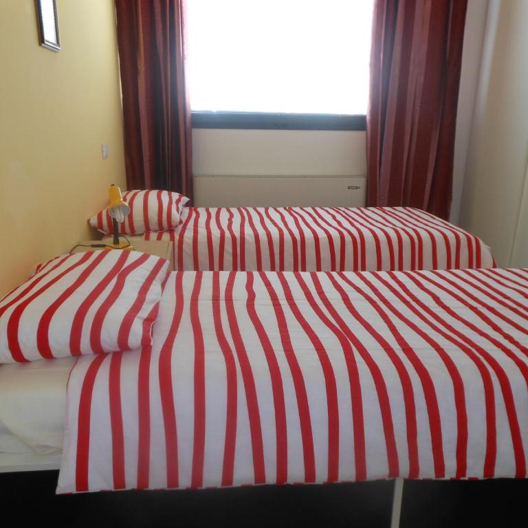 B&B Relax - Camera Matrimoniale/Doppia con Letti Singoli con Bagno Privato Esterno - 3