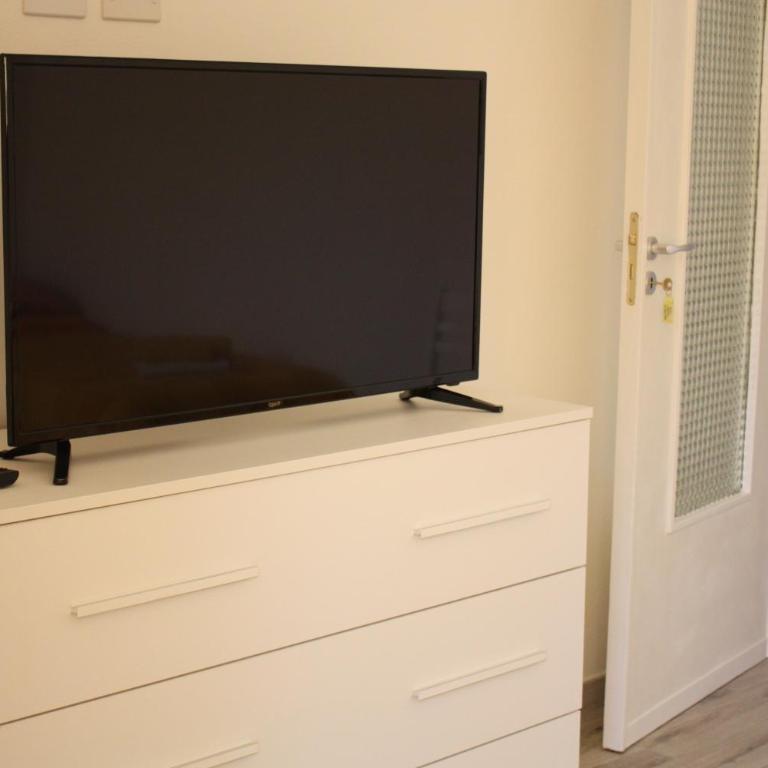 House of colours - Relax, arte e confort per coppie, famiglie e gruppi - Casa Vacanze - 26