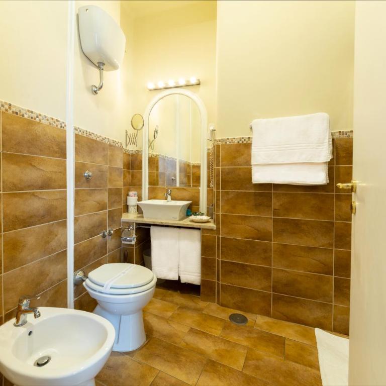Il Ventre Di Napoli " Costantinopoli" - Deluxe Double Room with Balcony - 7