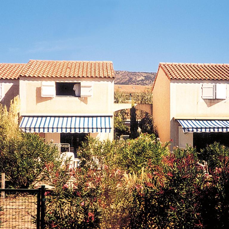 Lagrange Vacances Le Domaine d’Azur et Tahiti Park - Maisonnette (6 Adultes) - 4