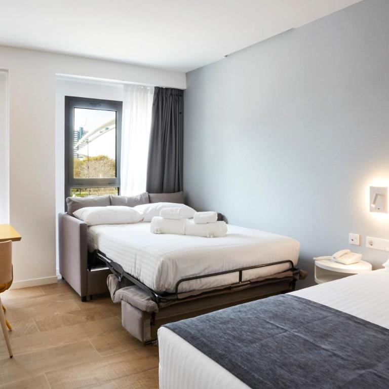 Sercotel Valencia Alameda 41 - Family Room - 3