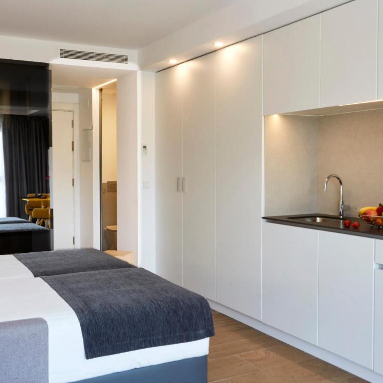 Sercotel Valencia Alameda 41 - Family Room - 4