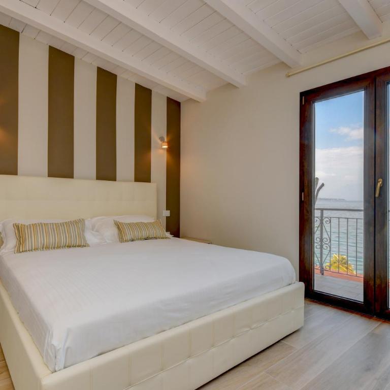 VILLA GARUTI VILLAGE - Doppelzimmer mit Balkon - 6