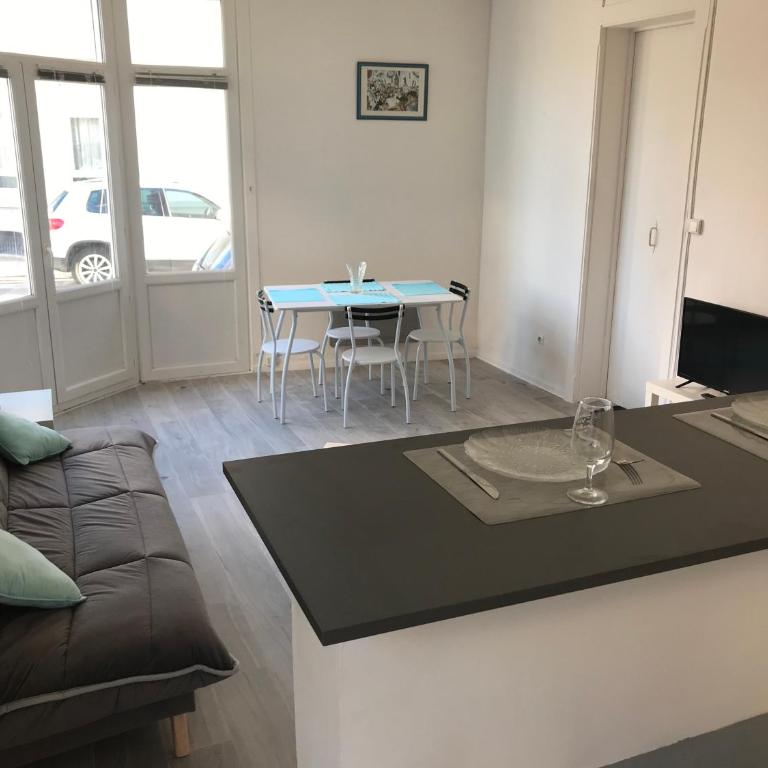 Studio 50m Plage - Appartement 1 Chambre - 12