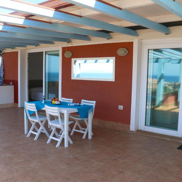 Sardinia Re - Attico Baja Ostina - Casa con 3 Camere da Letto - 2