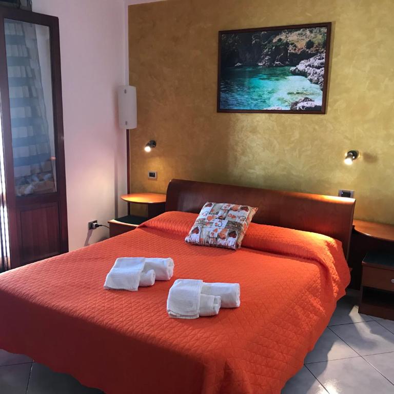 El Nur Bed & Breakfast - Camera Matrimoniale Deluxe con Vasca - 3