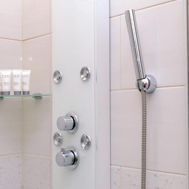Luxury Rome Guest House - Camera Matrimoniale Deluxe - 10