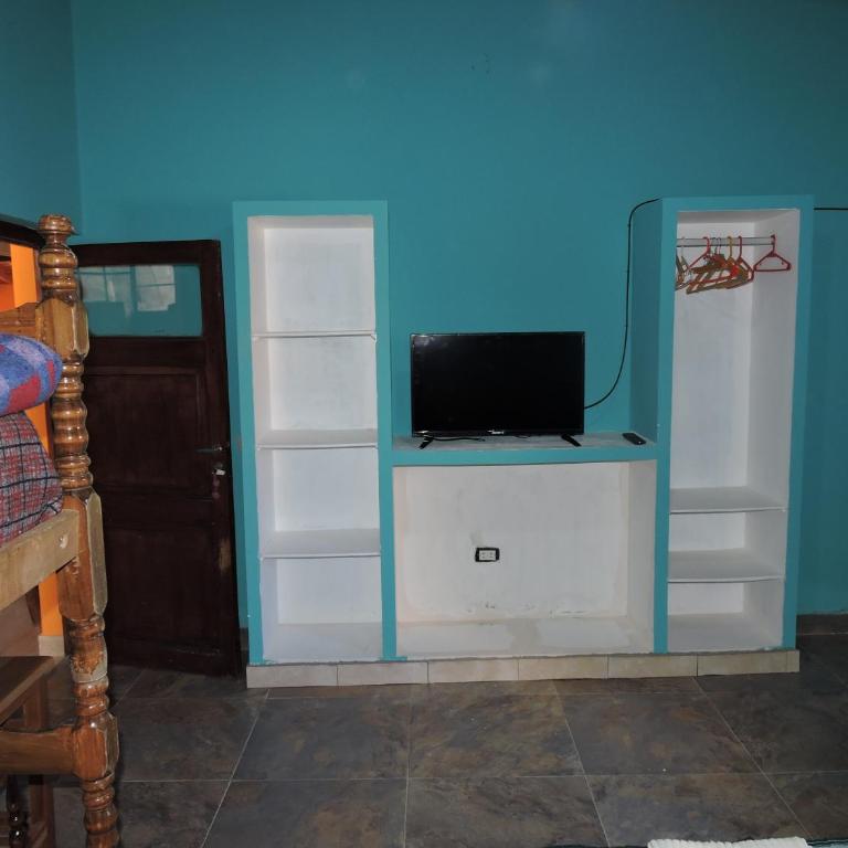 Hostal CASA DE PIEDRA - Triple Room with Private Bathroom - 1