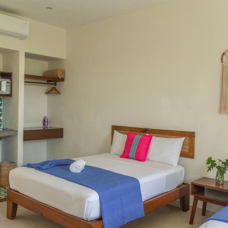 Suites Cielo y Mar - Suite with Garden View - 4