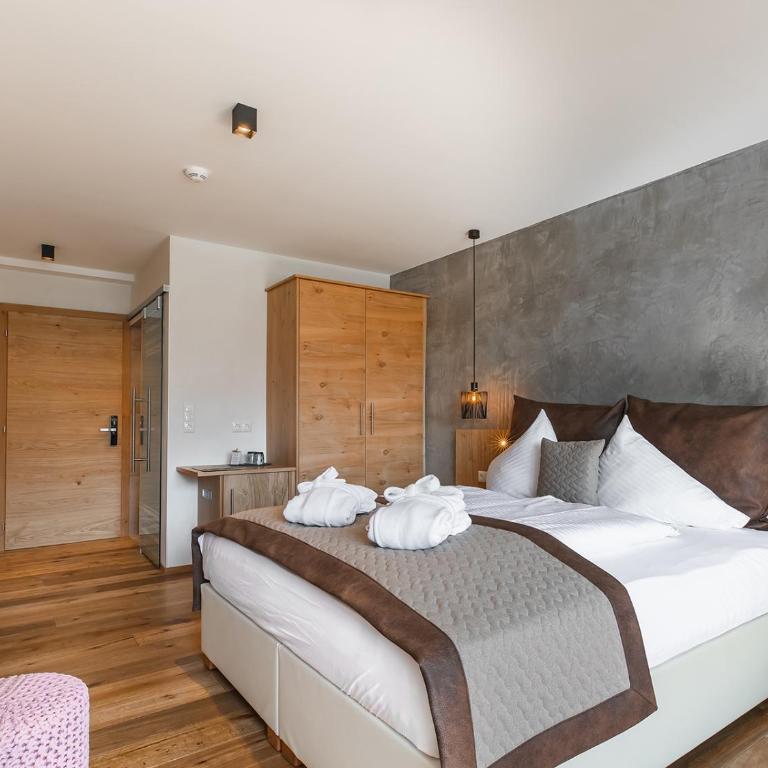 Hotel Auszeit - Doppelzimmer mit Balkon - 1