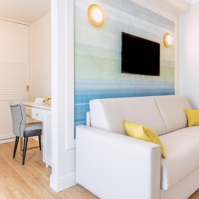 Sky Pool Hotel Sole Garda - Junior Suite con Balcone - 4