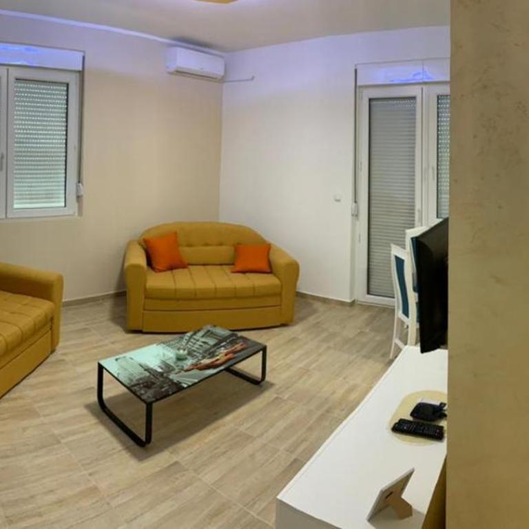 Airport view Apartment - Deluks Apartman - 5