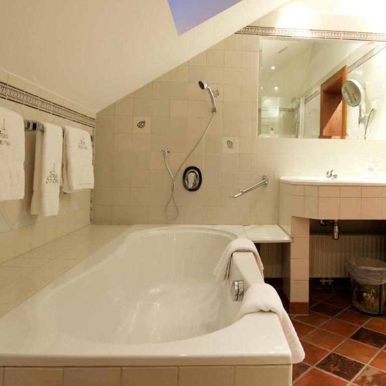 Das Bergschlössl - very special - Junior Suite - 6